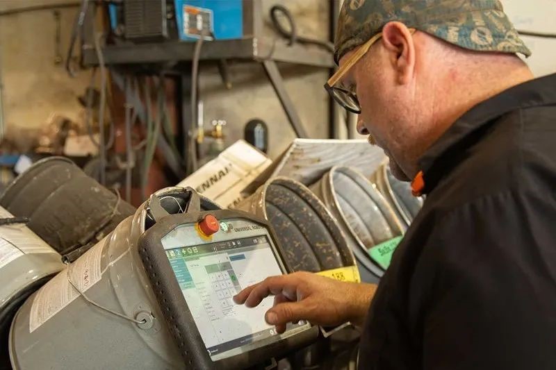 優(yōu)傲機器人