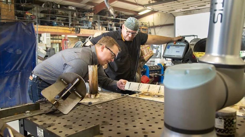 優(yōu)傲機器人