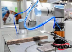 顯揚(yáng)科技亮相央視直播間