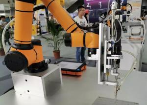 顯揚(yáng)科技亮相央視直播間