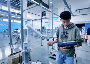 顯揚(yáng)科技亮相央視直播間