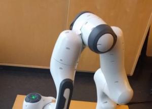 顯揚(yáng)科技亮相央視直播間